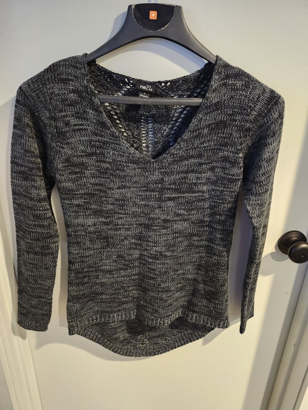 Web Knit Back Sweater By Rue 21 Women's Size Small, Gray Fall Winter Knitted Top